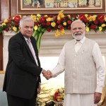 श्रीलंका के राष्ट्रपति के साथ नरेंद्र मोदी