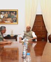 रक्षामंत्री राजनाथ सिंह के साथ बैठक