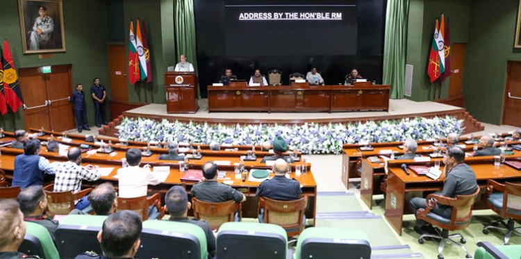 defense minister address to defense officers at the army commanders' conference