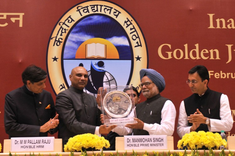 manmohan singh at the golden jubilee celebrations of the kendriya vidyala sangathan