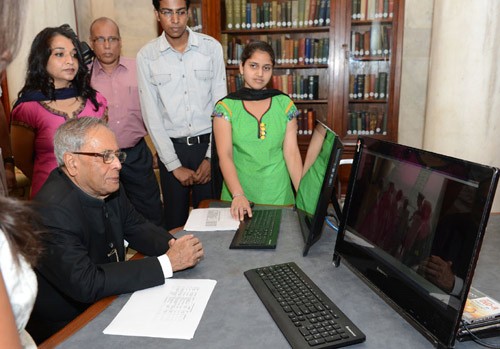 pranab mukherjee inaugurated an audio-visual section in the rashtrapati bhavan library