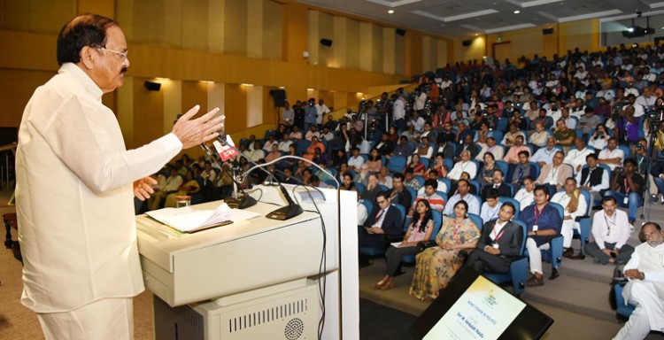 vice president m. venkaiah naidu addressing