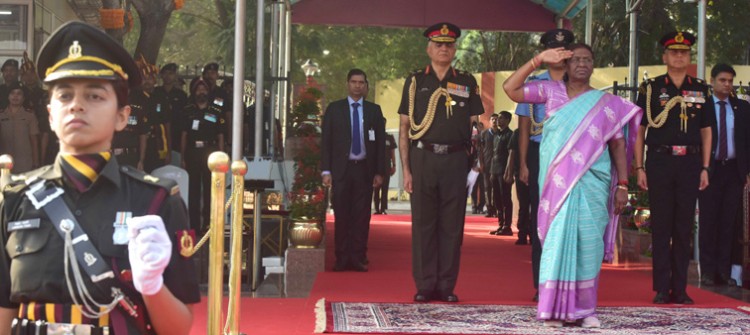 president's flag award to armed forces medical college, pune