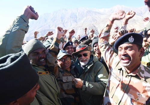 pm reaches kargil to celebrate diwali