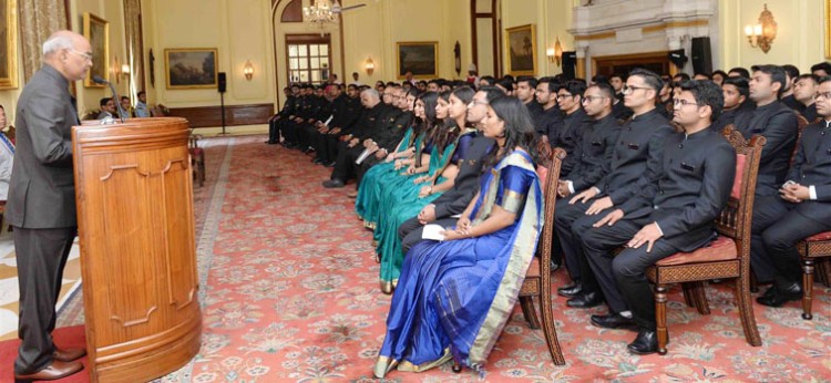 trainee officers, meeting with the president