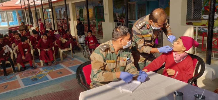 aasha and surya pre primary school dental awareness camp