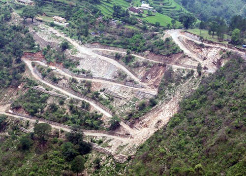 an aerial view on the way of the guptkashi to kedarnath, uttarakhand.