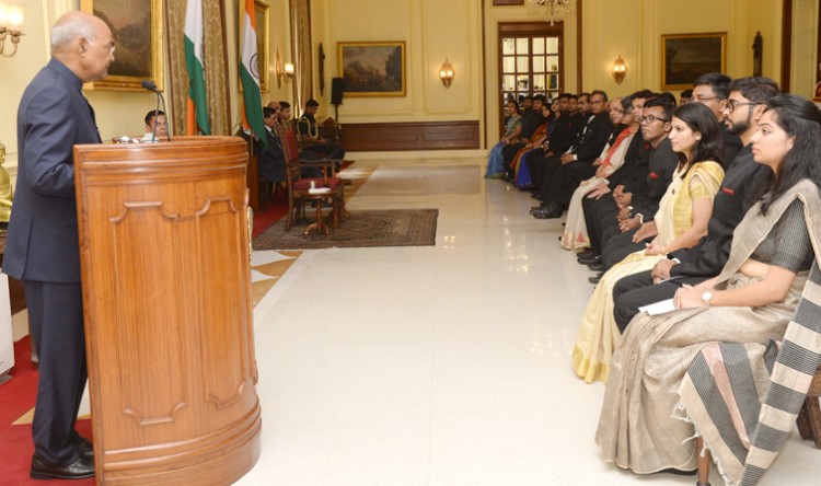 trainee officers of the indian information service called on the president