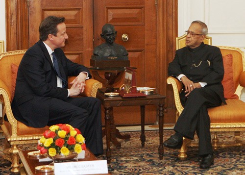 the Prime minister of united kingdom, david cameron with the president, pranab mukherjee at rashtrapati bhavan, in new delhi