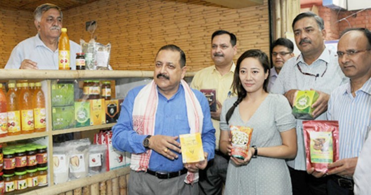 minister of state dr. jitendra singh did a hat tour