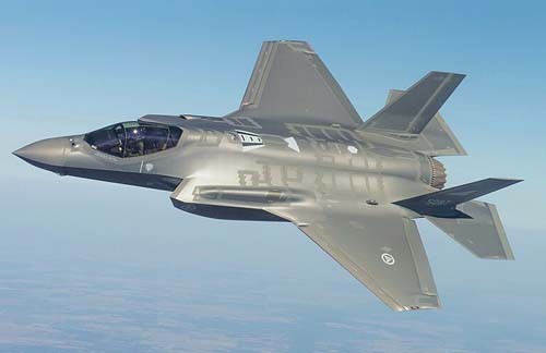 the boom of fighter f-35 (file photo)