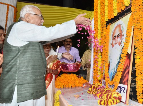 governor administers tribute to rabindranath tagore