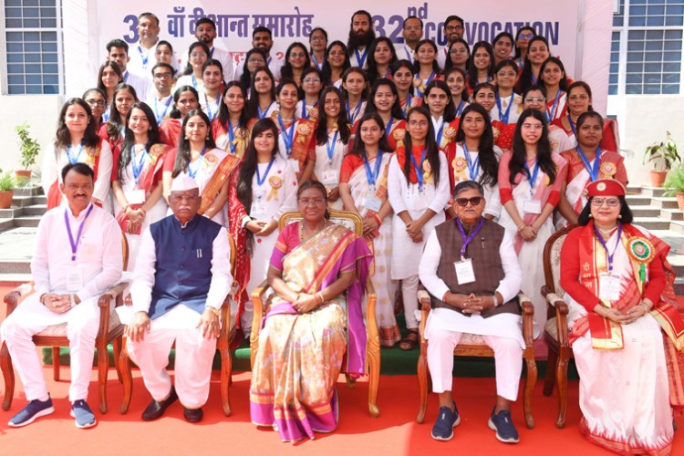 president droupadi murmu in convocation of mohanlal sukhadia university