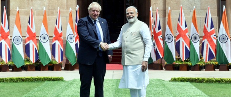 pm narendra modi warmly welcomes pm boris johnson