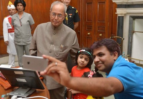 president pranab mukherjee, selfie with daughter mobile app launch