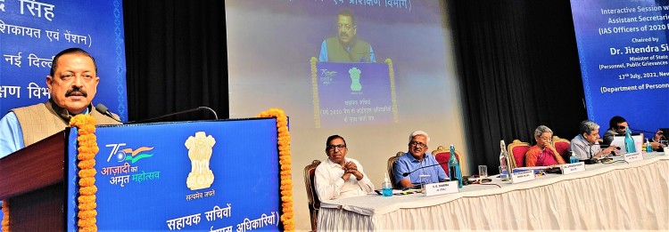 dr jitendra singh addressing the ias officers of 2020 batch