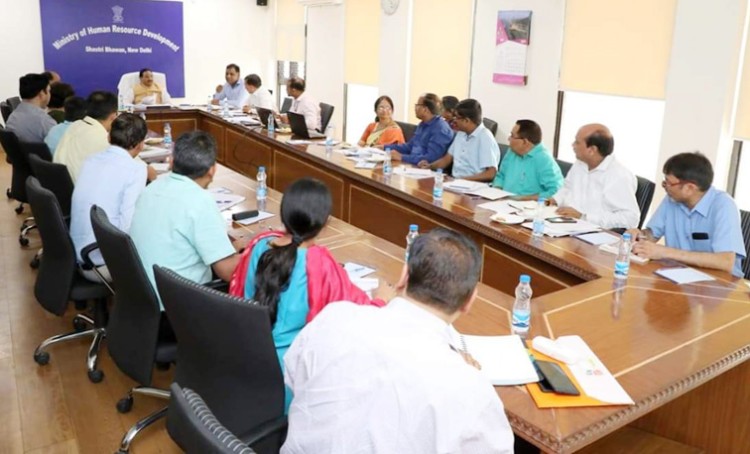 hrd minister held meeting with officials of education institute