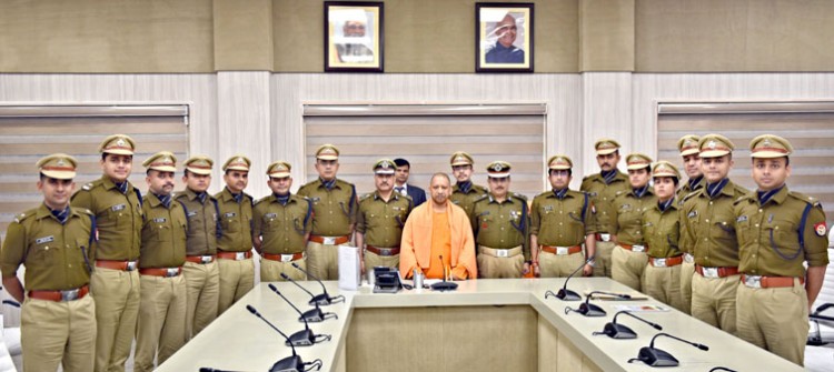 indian police service probationary officers met chief minister