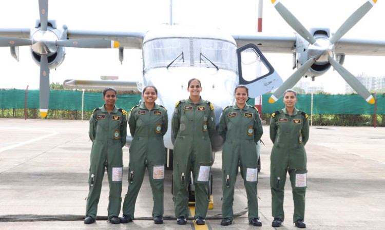 navy's women aircrew created history