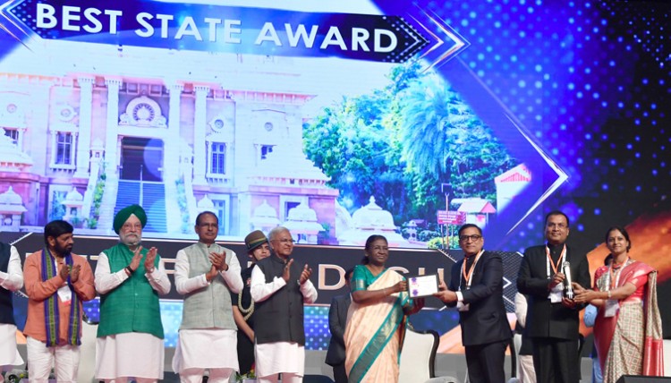 president honored in india smart cities