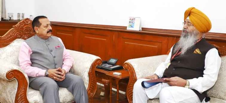 meeting of chairman of minorities commission and minister of state jitendra singh