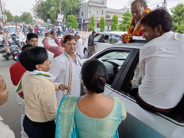 rk chaudhary's roadshow show in mohanlalganj