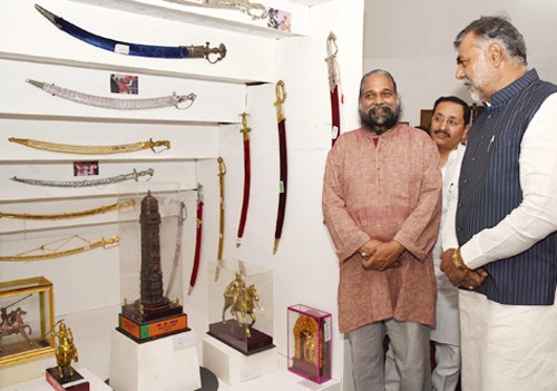 exhibition cum e-auction of prime minister's gifts