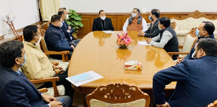 dr. jitendra singh in a meeting with a delegation of officers of punjab civil services