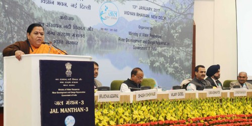 uma bharti addressing at the jal manthan-iii