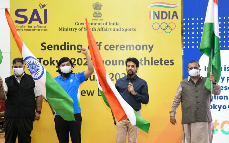 sports minister anurag thakur encouraged the indian team