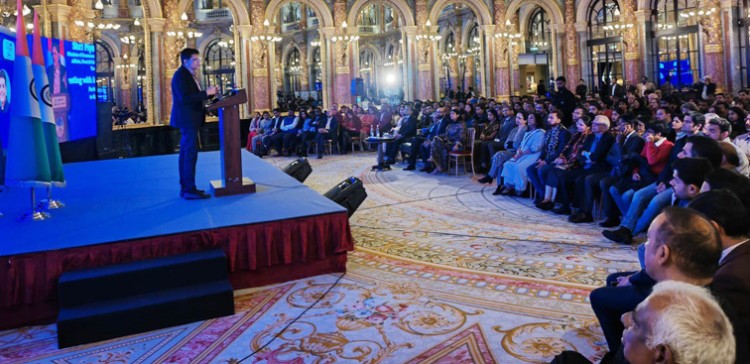 piyush goyal interact with the indian diaspora in paris