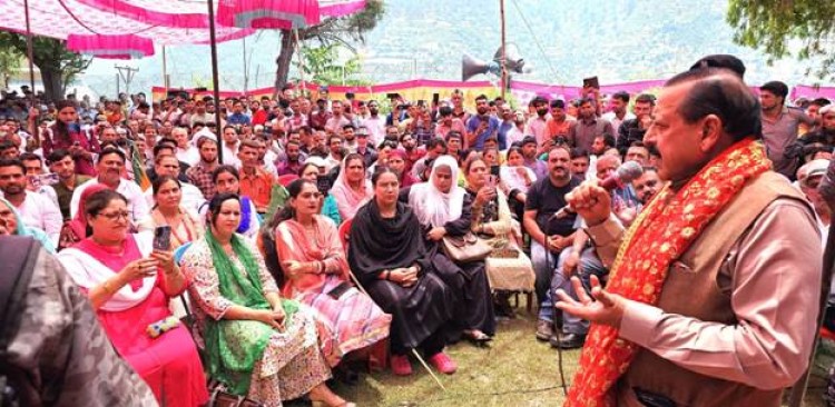 jitendra singh held a public darbar in doda