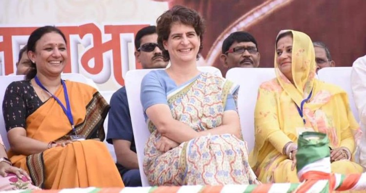 priyanka gandhi vadra at pratapgarh rally