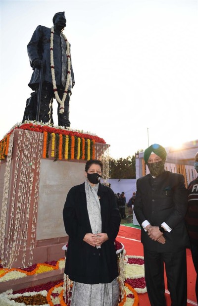 wreath ceremony was held at the statue of bharatratna govind ballabh