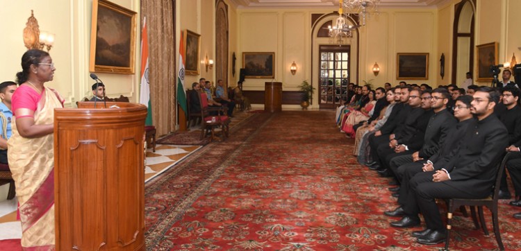 indian postal service officer trainees call on the president