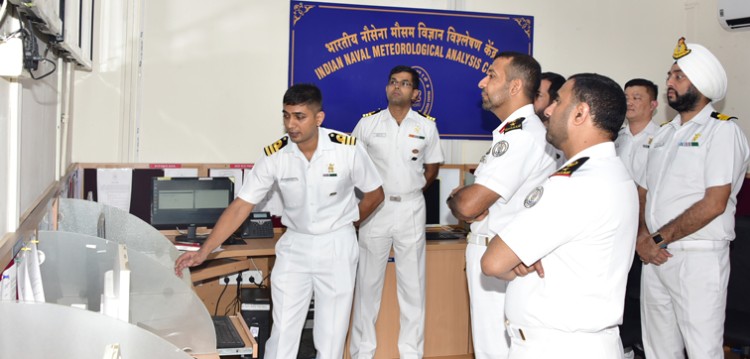 uae navy learns meteorology in india
