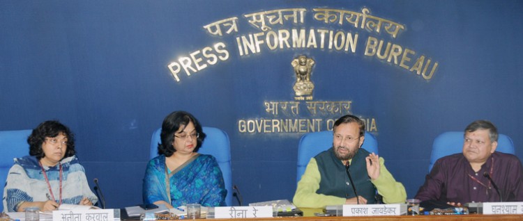 prakash javadekar addressing the press conference on issues relating to school education