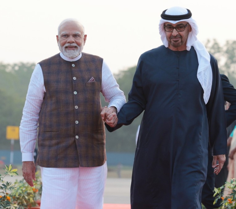 नरेंद्र मोदी और यूएई के राष्ट्रपति