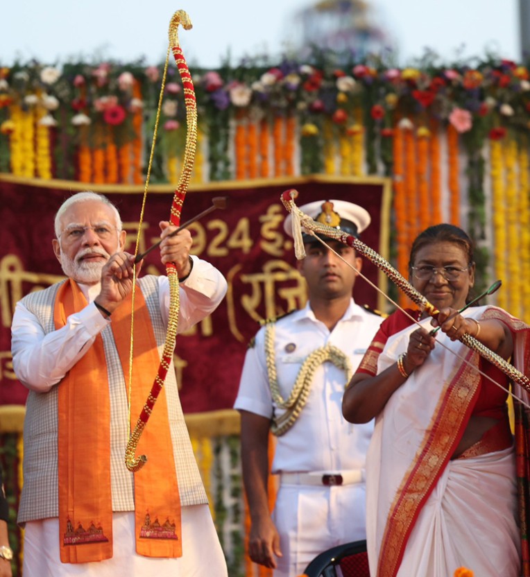 राष्ट्रपति व प्रधानमंत्री की विजयादशमी