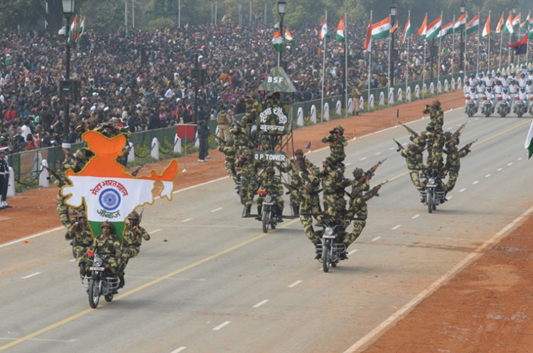 गणतंत्र दिवस परेड में भव्य प्रदर्शन/republic day parade grand performance