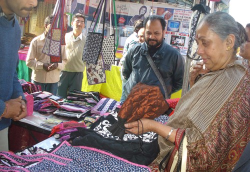 खादी महोत्सव/khadi festival