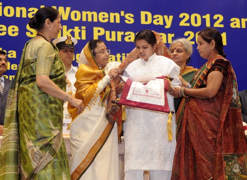 

अंतर्राष्‍ट्रीय महि‍ला दि‍वस/international women's day