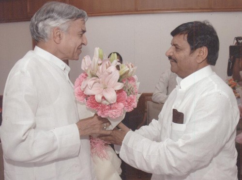 पवन बंसल और शिवपाल सिंह यादव-pawan bansal and shivpal singh Yadav