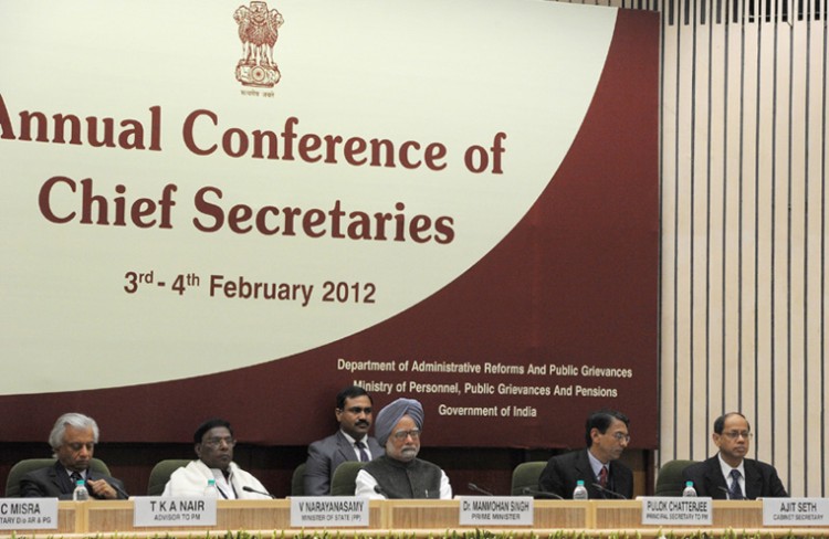 मुख्य सचिवों के सम्मेलन में मनमोहन सिंह/manmohan singh at the conference of chief secretaries