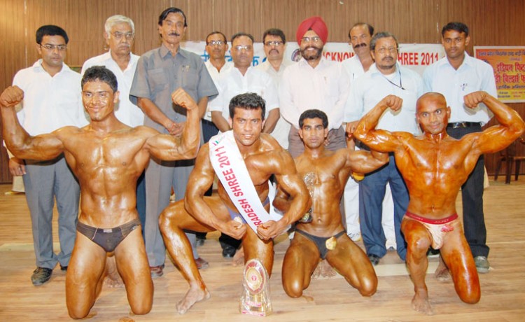 बॉडी बिल्डिंग प्रतियोगिता-body builder competition