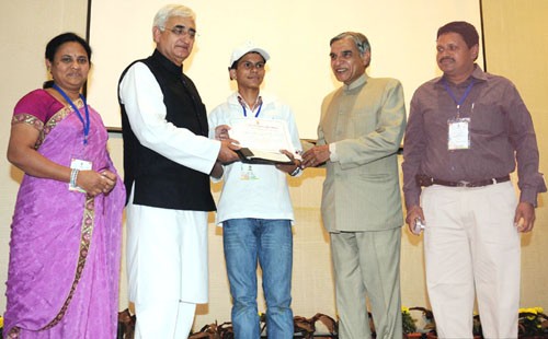 प्रतियोगिता पुरस्कार-competition awards